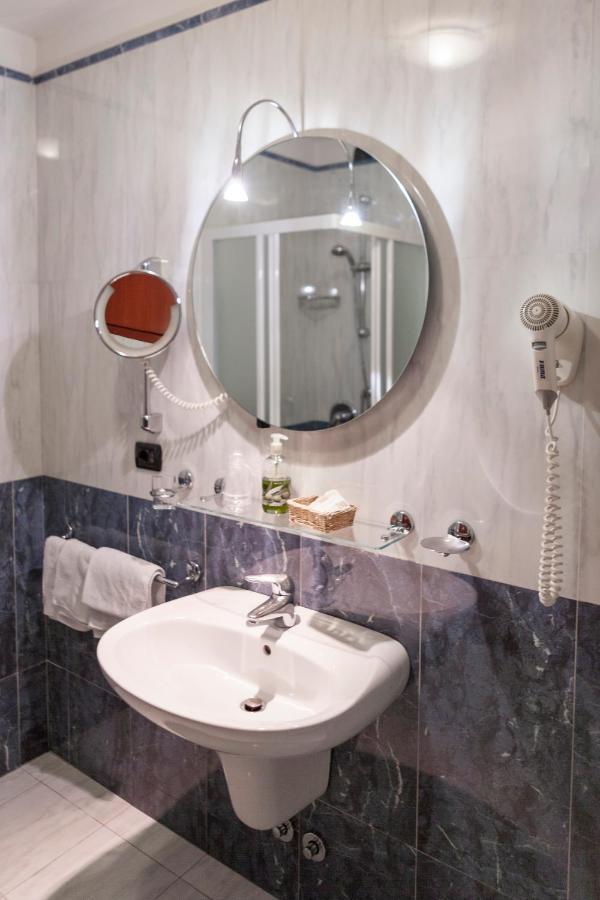 Hotel Olivo Arco Esterno foto