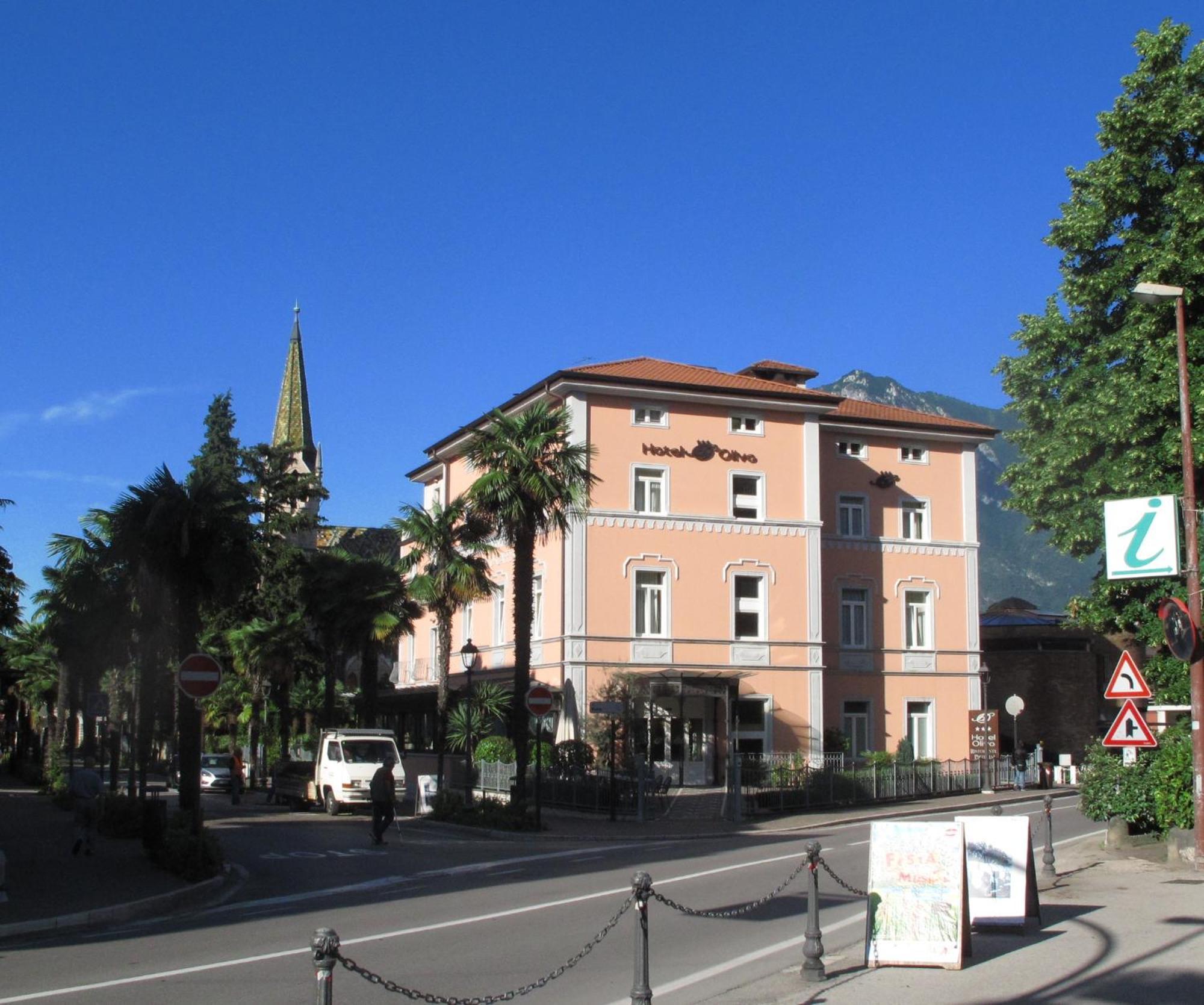 Hotel Olivo Arco Esterno foto