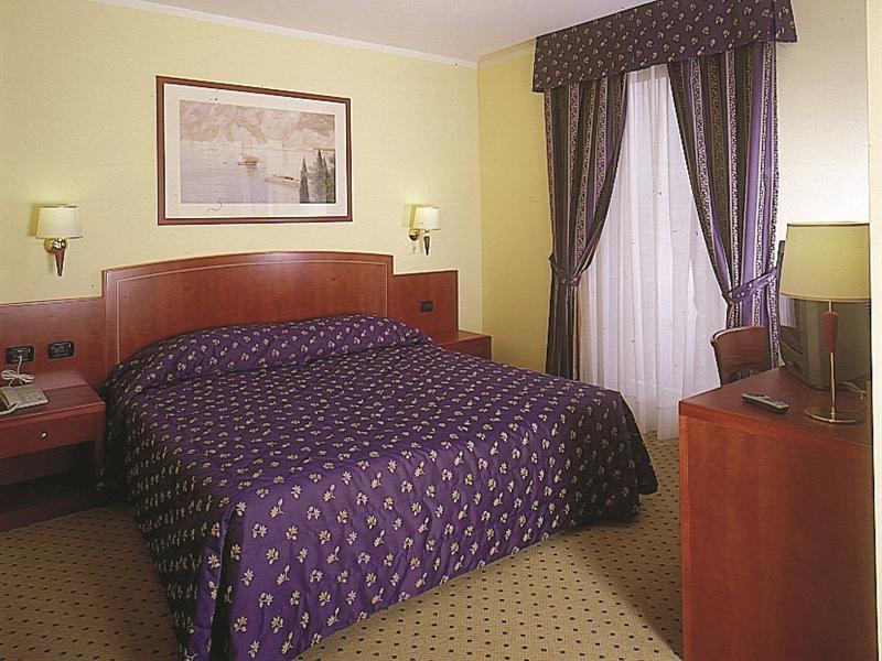 Hotel Olivo Arco Esterno foto