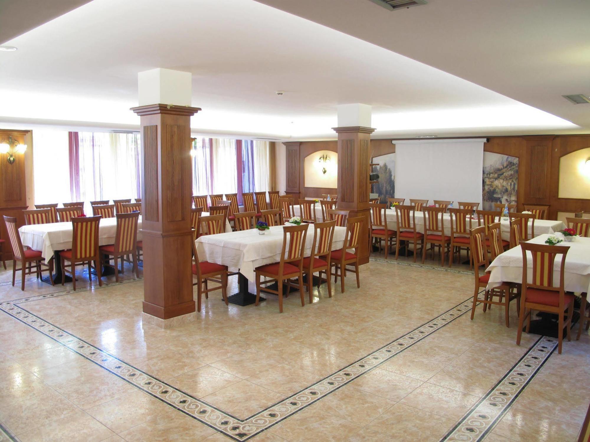 Hotel Olivo Arco Esterno foto
